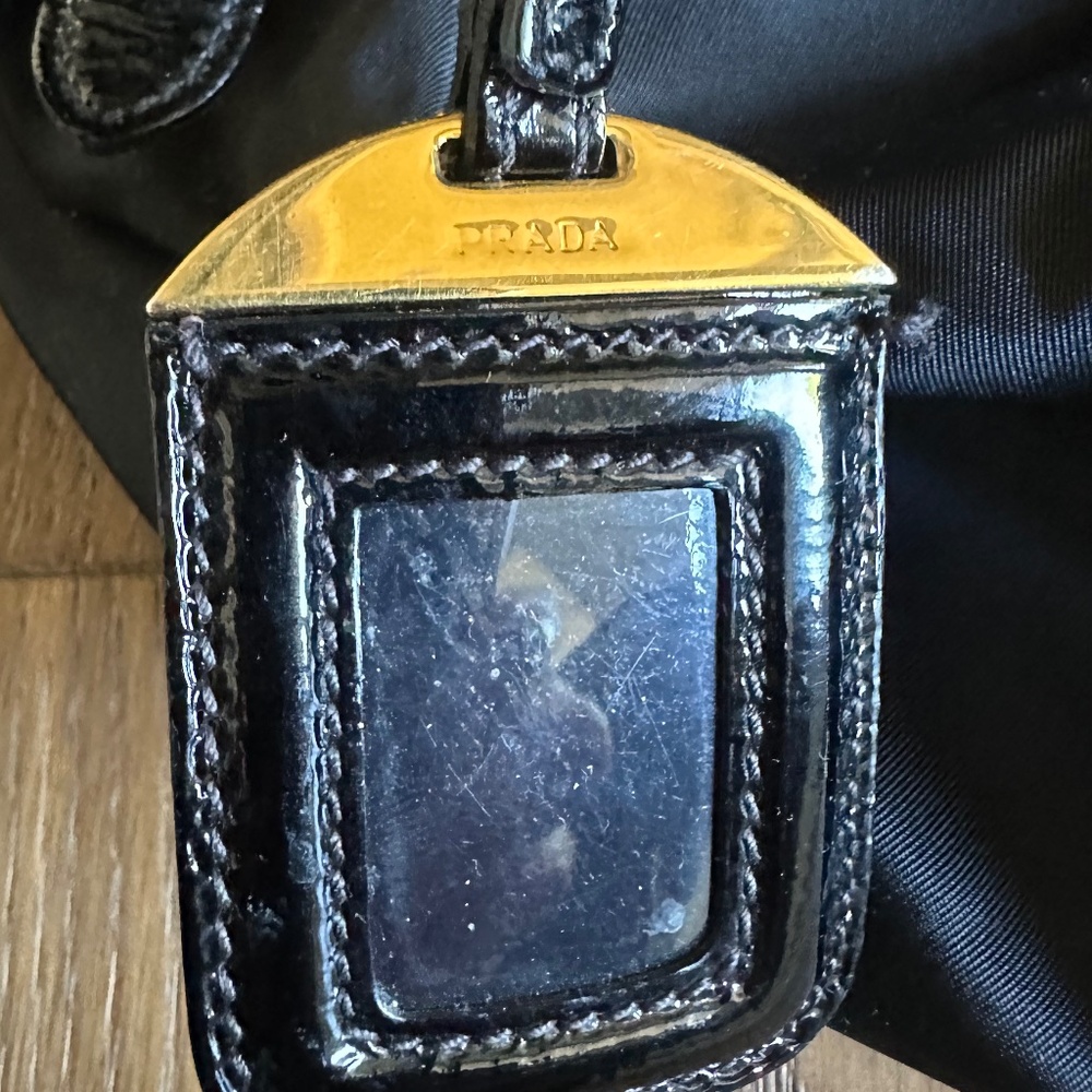 PRADA Vintage Tessuto Nylon and Enamel Black Calfskin Tote - Picture 5 of 17